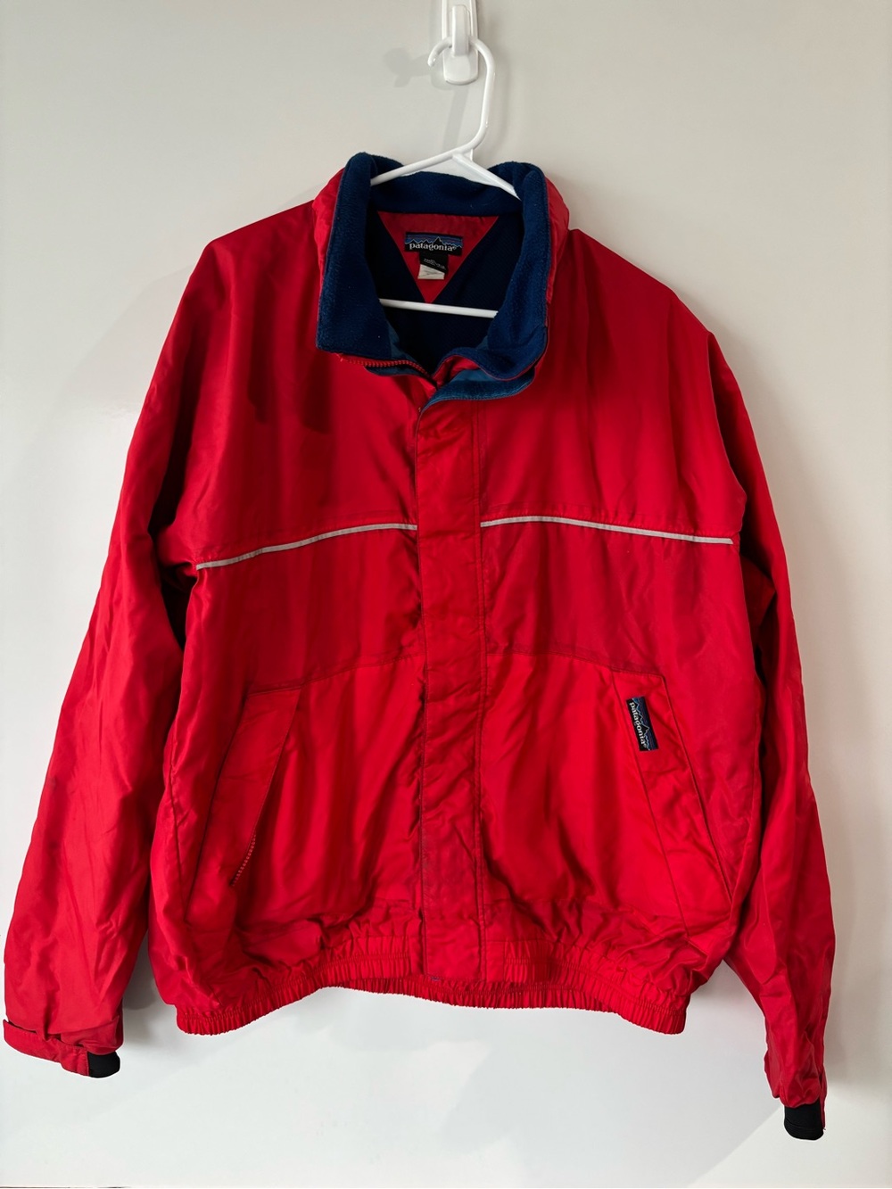 Patagonia Red Synchilla fleece lined vintage Jacket with Navy Collar